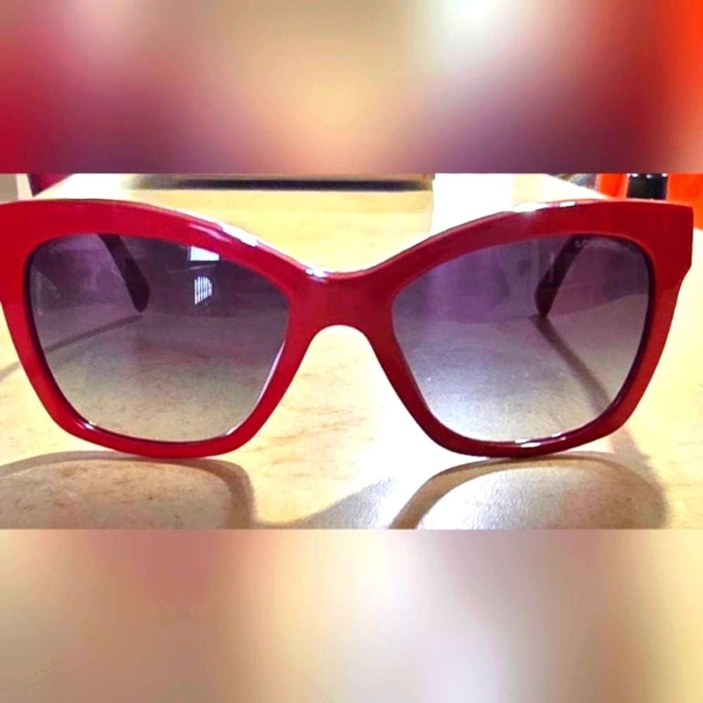 CHANEL Bold Red Sunglasses